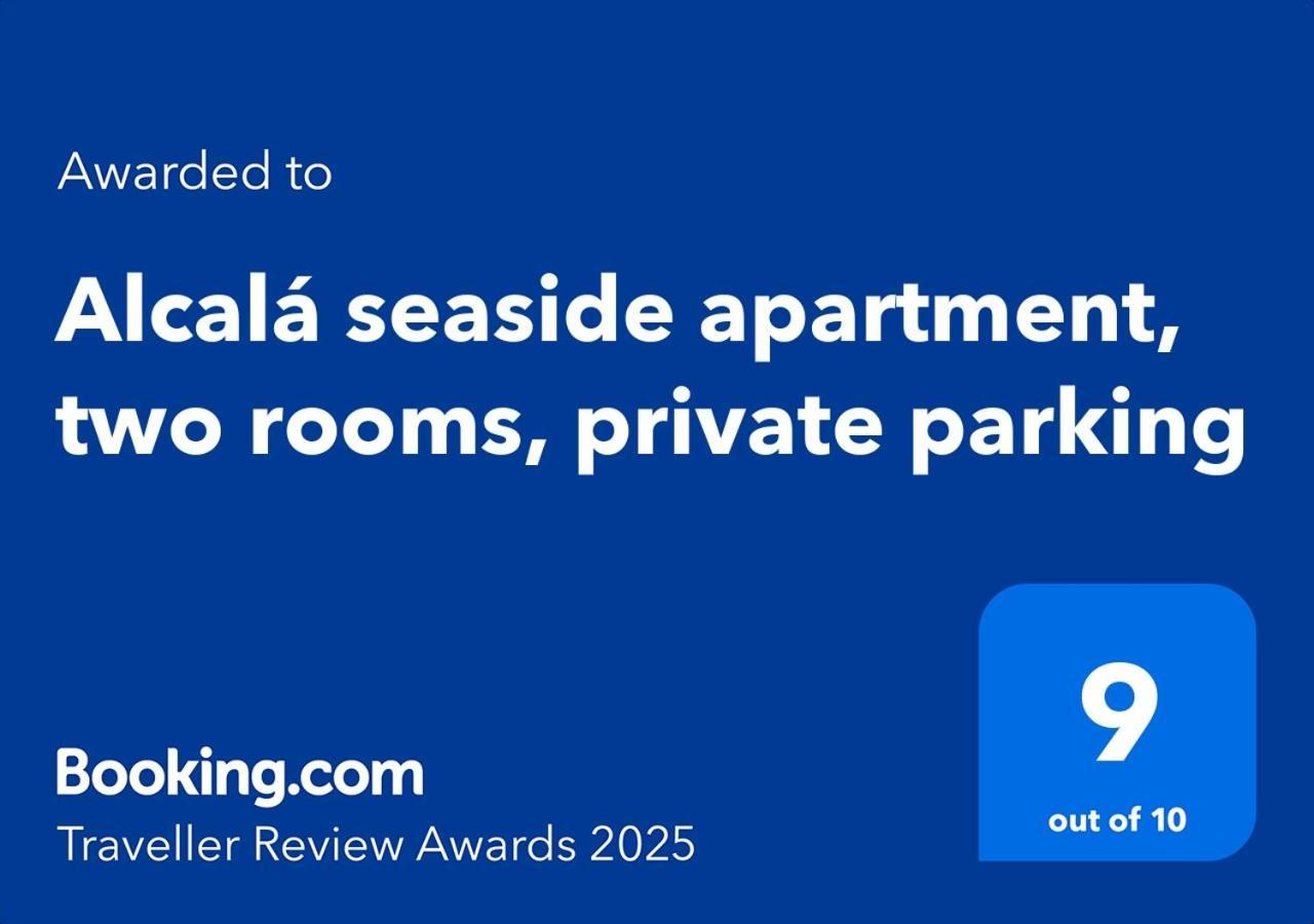 Seaside Apartment, Two Rooms, Private Parking